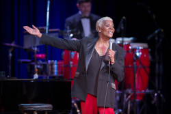 dionne warwick